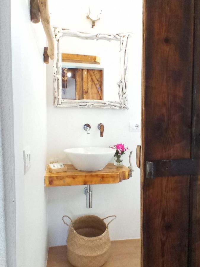 Deppy Cottage Porto Columbu - Perd'E Sali ภายนอก รูปภาพ