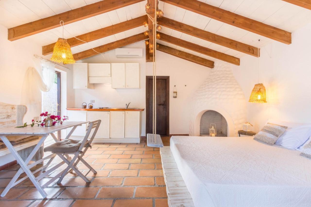 Deppy Cottage Porto Columbu - Perd'E Sali ภายนอก รูปภาพ